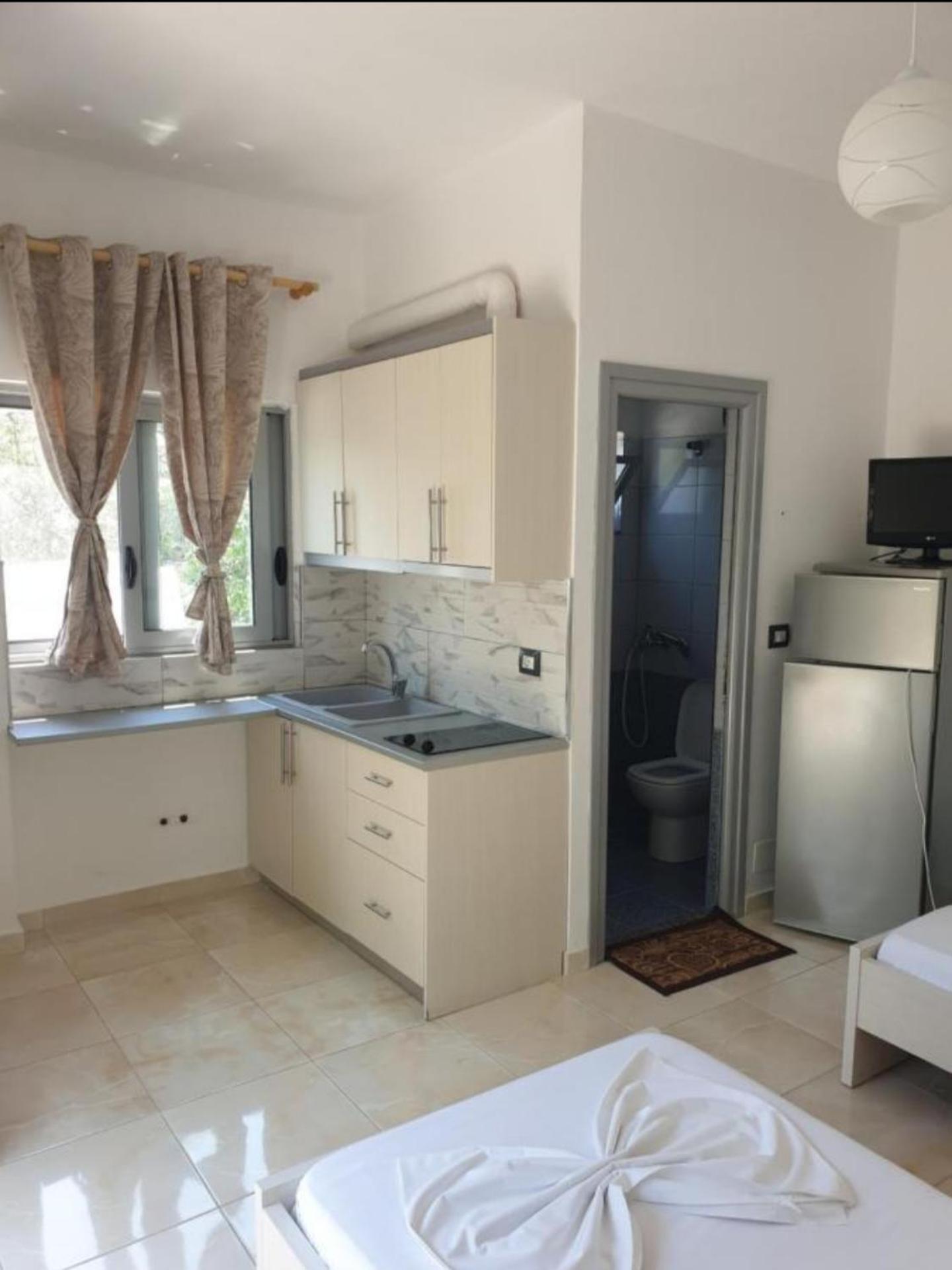 Alinani Apartments Ksamil Quarto foto